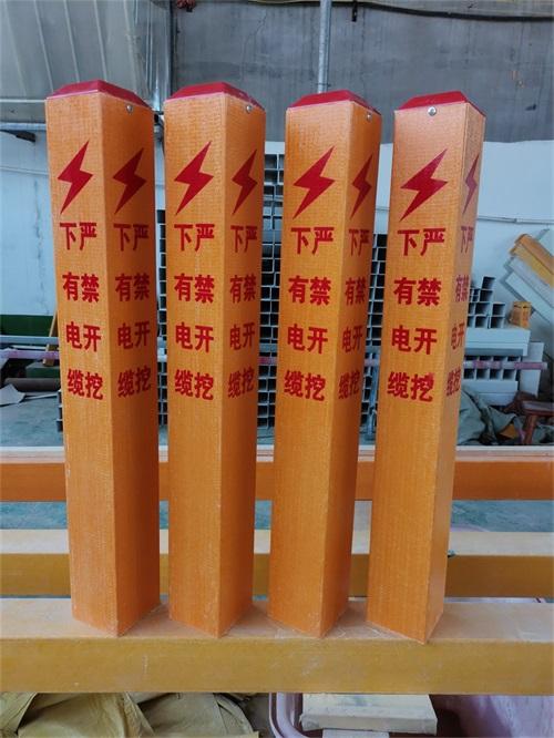 道(dao)口(kou)樁的(de)設(she)置對(dui)駕駛人員(yuan)起到(dao)什(shen)麽(me)作用 